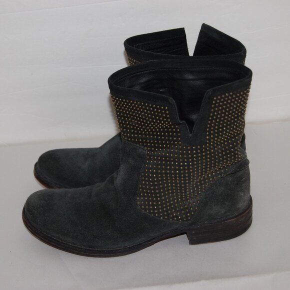 38.5/8.5❤️ Fiorentini+Baker Suede Leather Studded moto Biker Riding Ankle boots - Picture 1 of 9